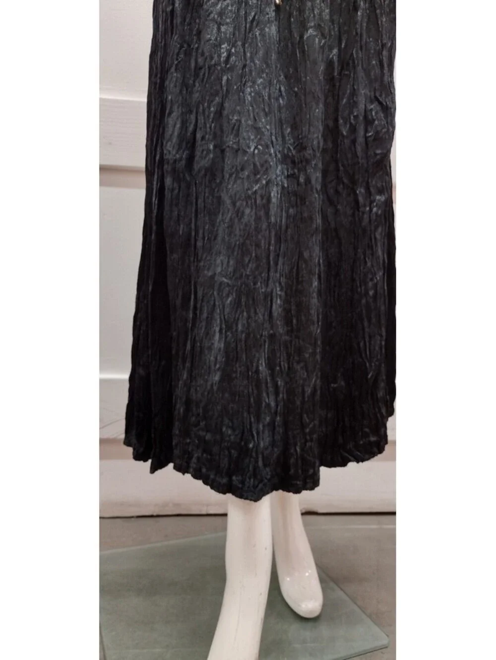 Vintage Authentic New Wave Goth Black Velvet Crush Skirt Witchy Broomstick M NEW